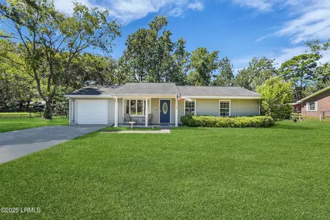 4350 Pinewood Cir, Beaufort, SC 29906