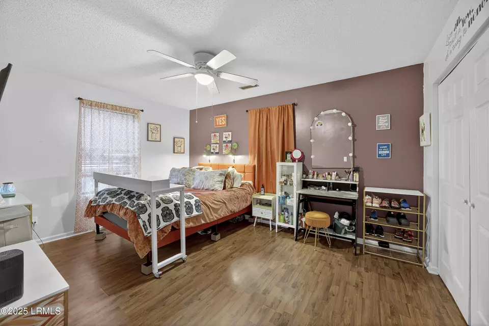 Bedroom - 32 Parker Dr, Beaufort, SC 29906 photo 6 of 7