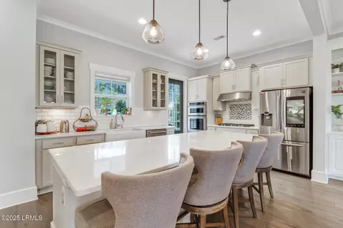 Kitchen - 302 Castaway Dr, Bluffton, SC 29910 photo 2 of 5
