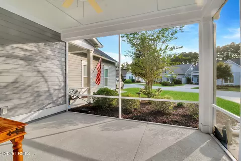 Exterior - 302 Castaway Dr, Bluffton, SC 29910 photo 4 of 16