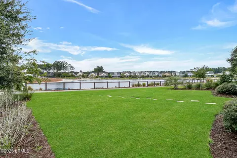 Exterior - 302 Castaway Dr, Bluffton, SC 29910 photo 13 of 16