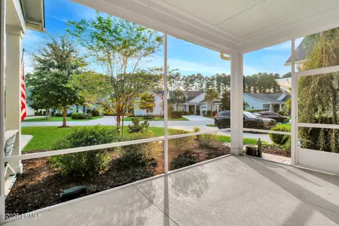 Exterior - 302 Castaway Dr, Bluffton, SC 29910 photo 5 of 16