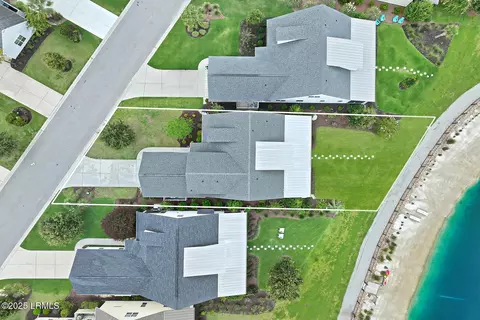 View/Area - 302 Castaway Dr, Bluffton, SC 29910 photo 10 of 12
