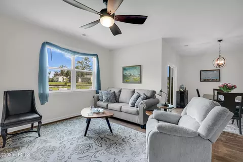 Living - 89 Cedar View Cir, Bluffton, SC 29909 photo 1 of 2