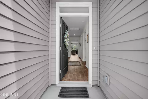 Entry Way - 89 Cedar View Cir, Bluffton, SC 29909 photo 1 of 3