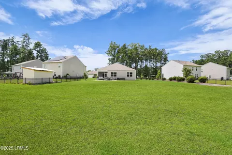 Exterior - 89 Cedar View Cir, Bluffton, SC 29909 photo 12 of 19