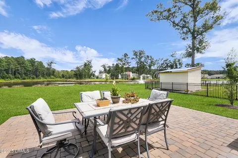 Exterior - 89 Cedar View Cir, Bluffton, SC 29909 photo 8 of 19