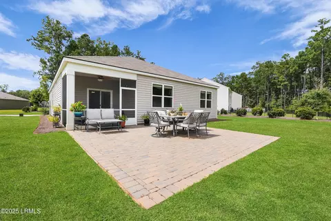 Exterior - 89 Cedar View Cir, Bluffton, SC 29909 photo 6 of 19