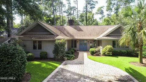 10 Chickadee Rd, Hilton Head Island, SC 29926
