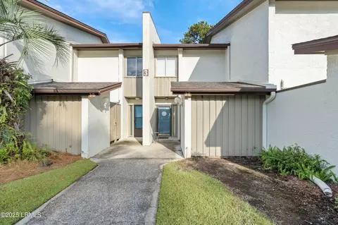 3 Marsh Harbor Dr #E, Beaufort, SC 29907