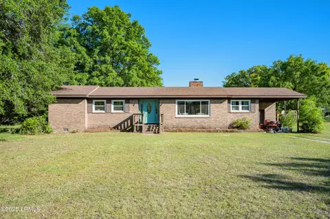 1209 Seaside Rd, Saint Helena Island, SC 29920