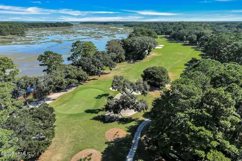 View/Area - 5 Crescent Point Dr #B, Bluffton, SC 29910 photo 9 of 10