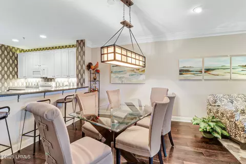 Dining - 5 Crescent Point Dr #B, Bluffton, SC 29910 photo 3 of 3