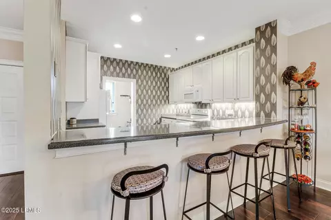 Kitchen - 5 Crescent Point Dr #B, Bluffton, SC 29910 photo 6 of 6
