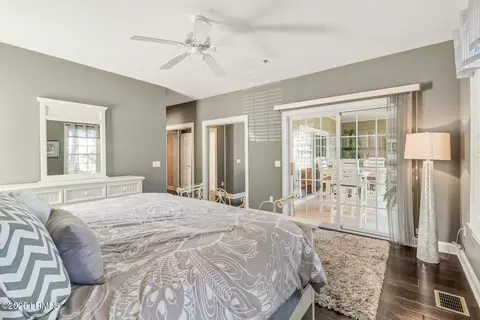 Bedroom - 5 Crescent Point Dr #B, Bluffton, SC 29910 photo 3 of 5