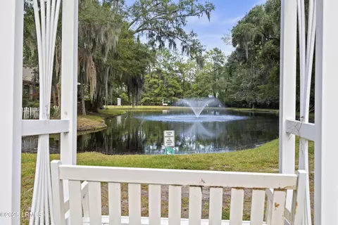 Exterior - 65 River Tree Cir, Bluffton, SC 29910 photo 3 of 10