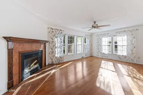 Living - 65 River Tree Cir, Bluffton, SC 29910 photo 5 of 6