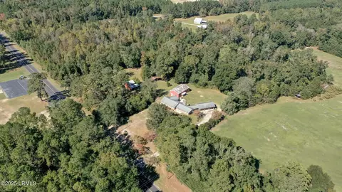 4756 Edisto River Rd, Branchville, SC 29432