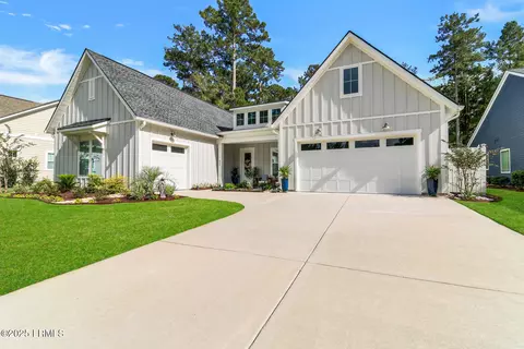 633 Firethorn Ln, Hardeeville, SC 29927