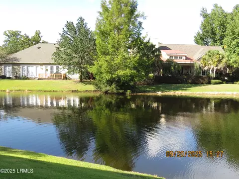 Exterior - 6 Caravelle Ct, Bluffton, SC 29909 photo 8 of 9