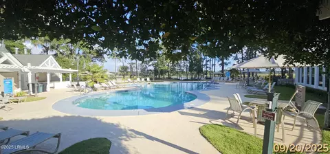 Exterior - 6 Caravelle Ct, Bluffton, SC 29909 photo 3 of 9