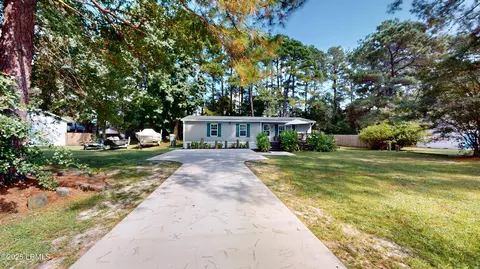 18 Capehart Cir, Beaufort, SC 29906
