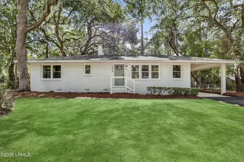 2408 Pine Ct S, Beaufort, SC 29902