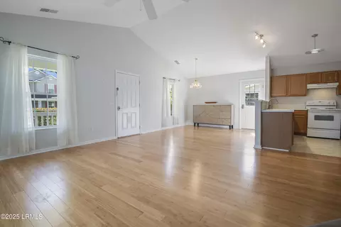 6 E Morningside Dr, Bluffton, SC 29910 photo 4