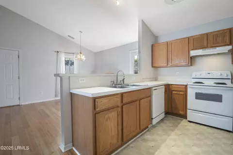 6 E Morningside Dr, Bluffton, SC 29910 photo 7