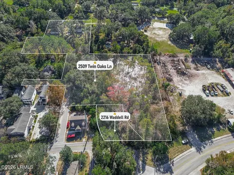 2509 Twin Oaks Ln, Port Royal, SC 29935