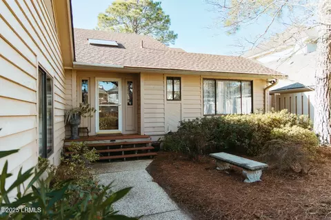 20 Fairway Winds Pl, Hilton Head Island, SC 29928