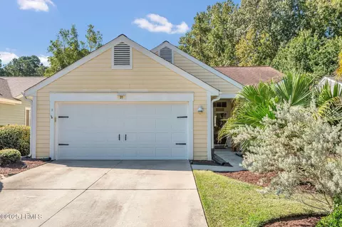 31 Coburn Dr E, Bluffton, SC 29909