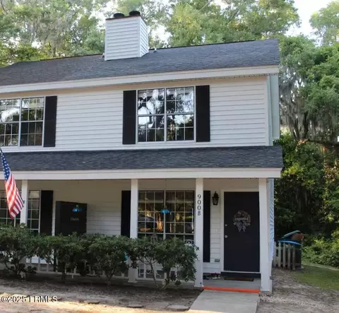 900 B 16th St, Port Royal, SC 29935
