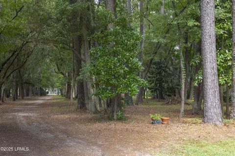 246 Stuart Point Rd, Seabrook, SC 29940