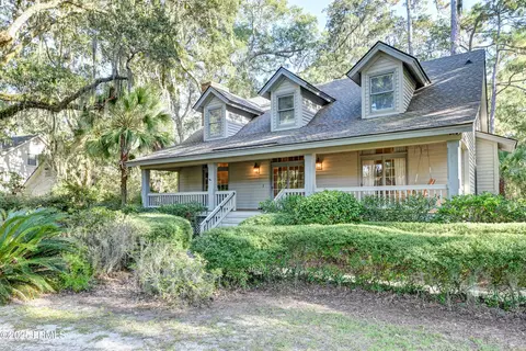 23 Bateau Rd, Hilton Head Island, SC 29928