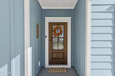 1175 Salem Bay Dr, Beaufort, SC 29902
