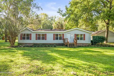 1603 Colleton Dr, Beaufort, SC 29906