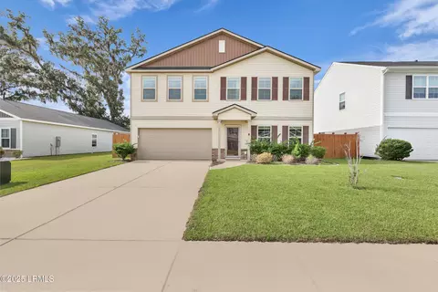 42 Chestnut St, Beaufort, SC 29906