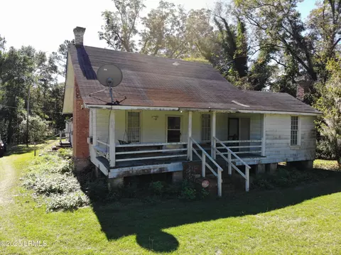 2443 Mt Pleasant Rd, Ehrhardt, SC 29081