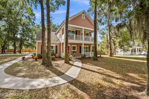 37 Gadwall Dr W, Beaufort, SC 29907