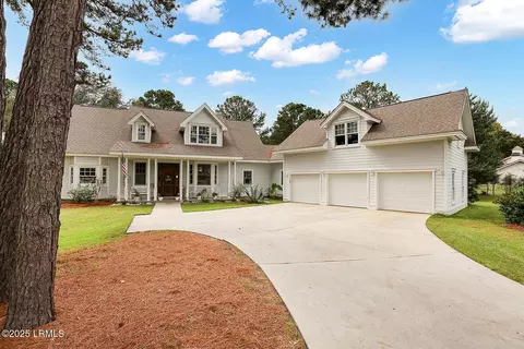 4 Hidden Lake Ct, Bluffton, SC 29910