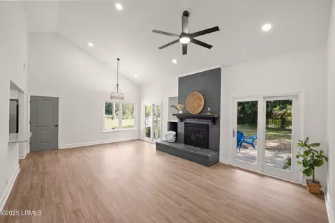 5904 Pleasant Farm Ln, Beaufort, SC 29906