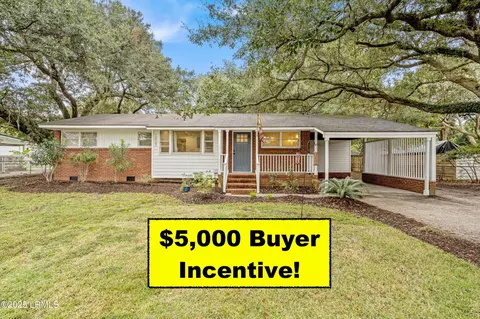 1607 Battery Creek Rd, Beaufort, SC 29902