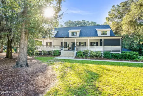 62 Sunset Blvd, Beaufort, SC 29907