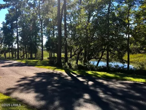 15 Old Bethel, Beaufort, SC 29906