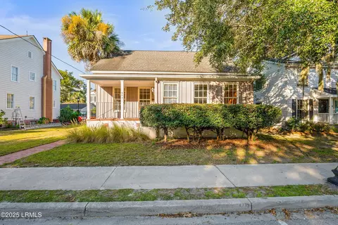 804 Carteret St, Beaufort, SC 29902