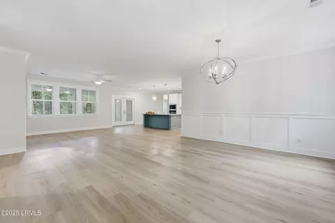 125 Middle Rd, Beaufort, SC 29907