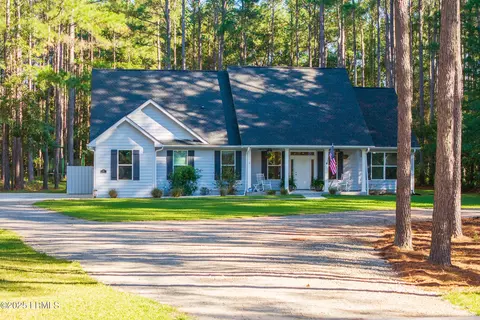 26 Bartons Run Dr, Bluffton, SC 29910