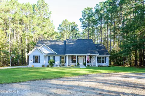 26 Bartons Run Dr, Bluffton, SC 29910 photo 4