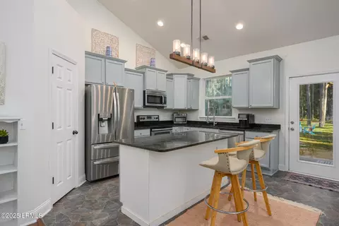 26 Bartons Run Dr, Bluffton, SC 29910 photo 12